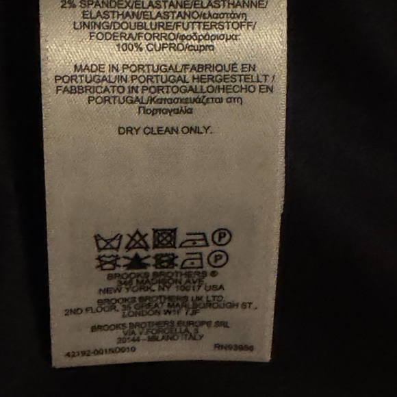 Like NEW Brooks Brothers dress. Navy pinstriped. Size 10 Excellent condition - Picture 10 of 10